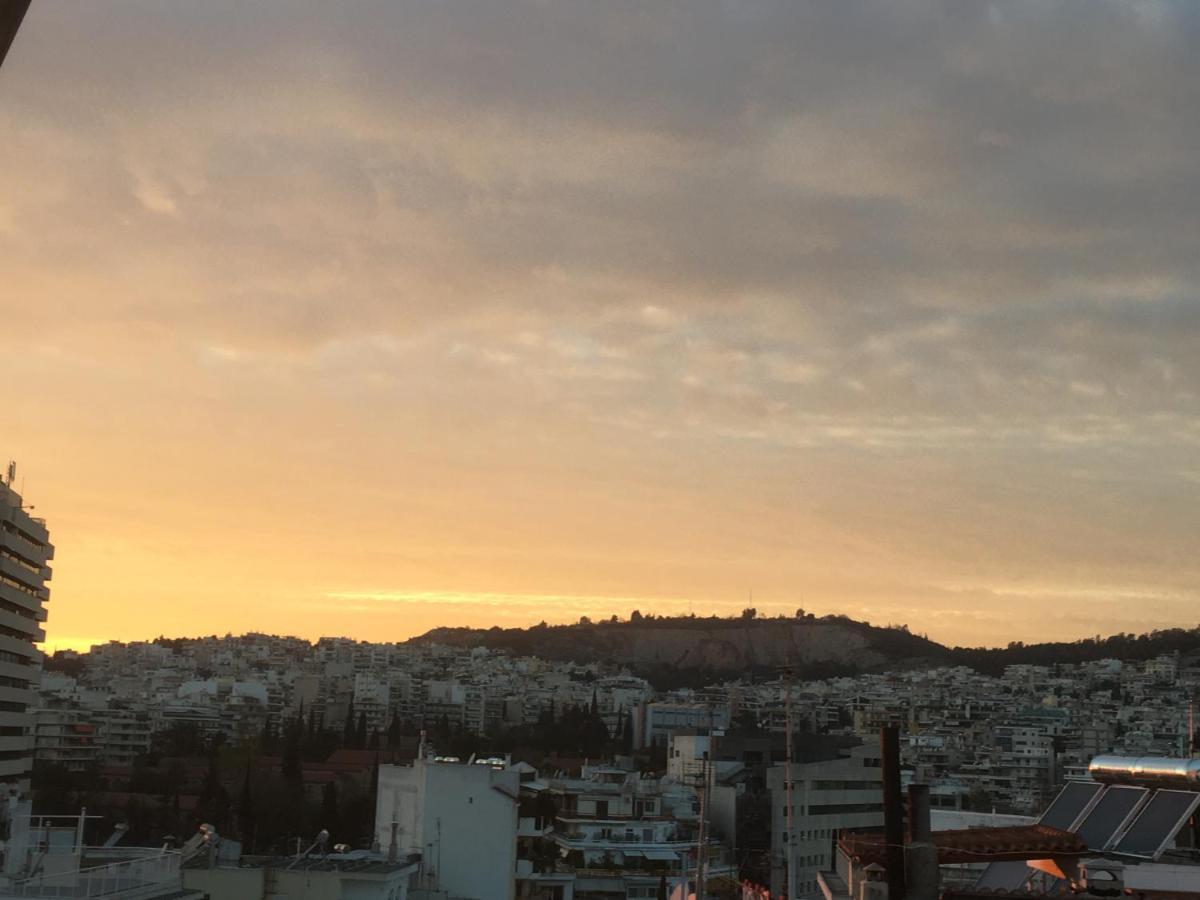 Cozy Apartment Near Metro-Athens View Atenas Exterior foto