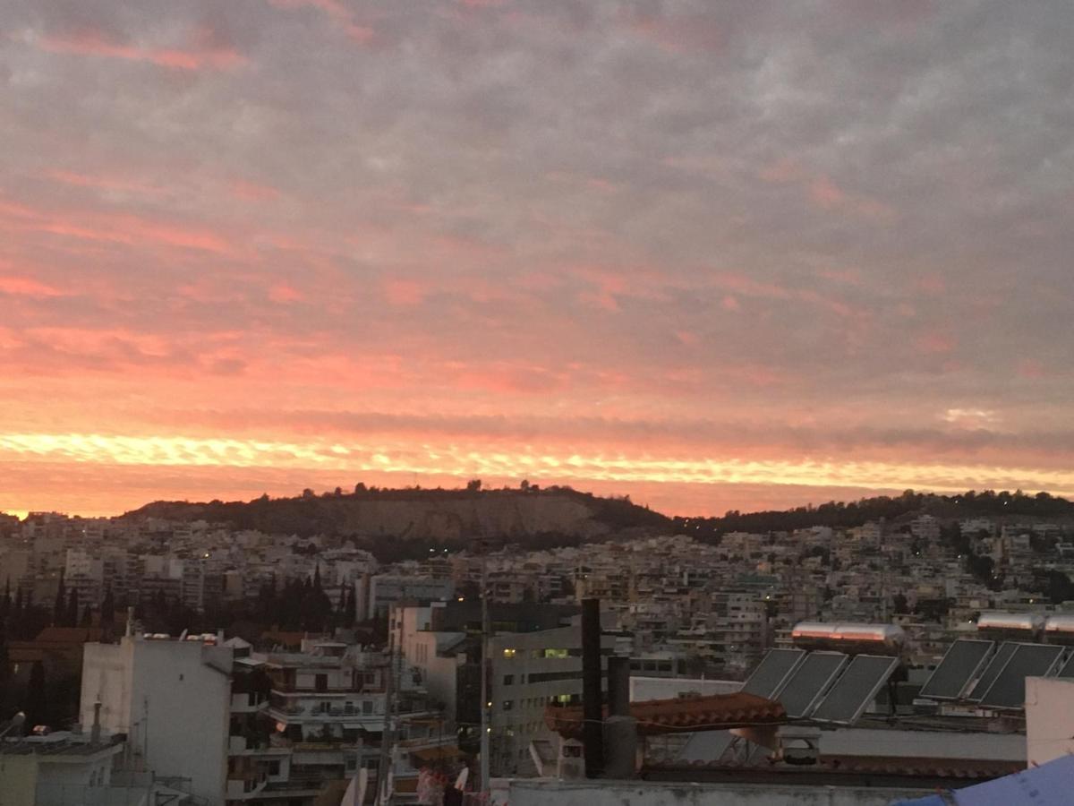 Cozy Apartment Near Metro-Athens View Atenas Exterior foto
