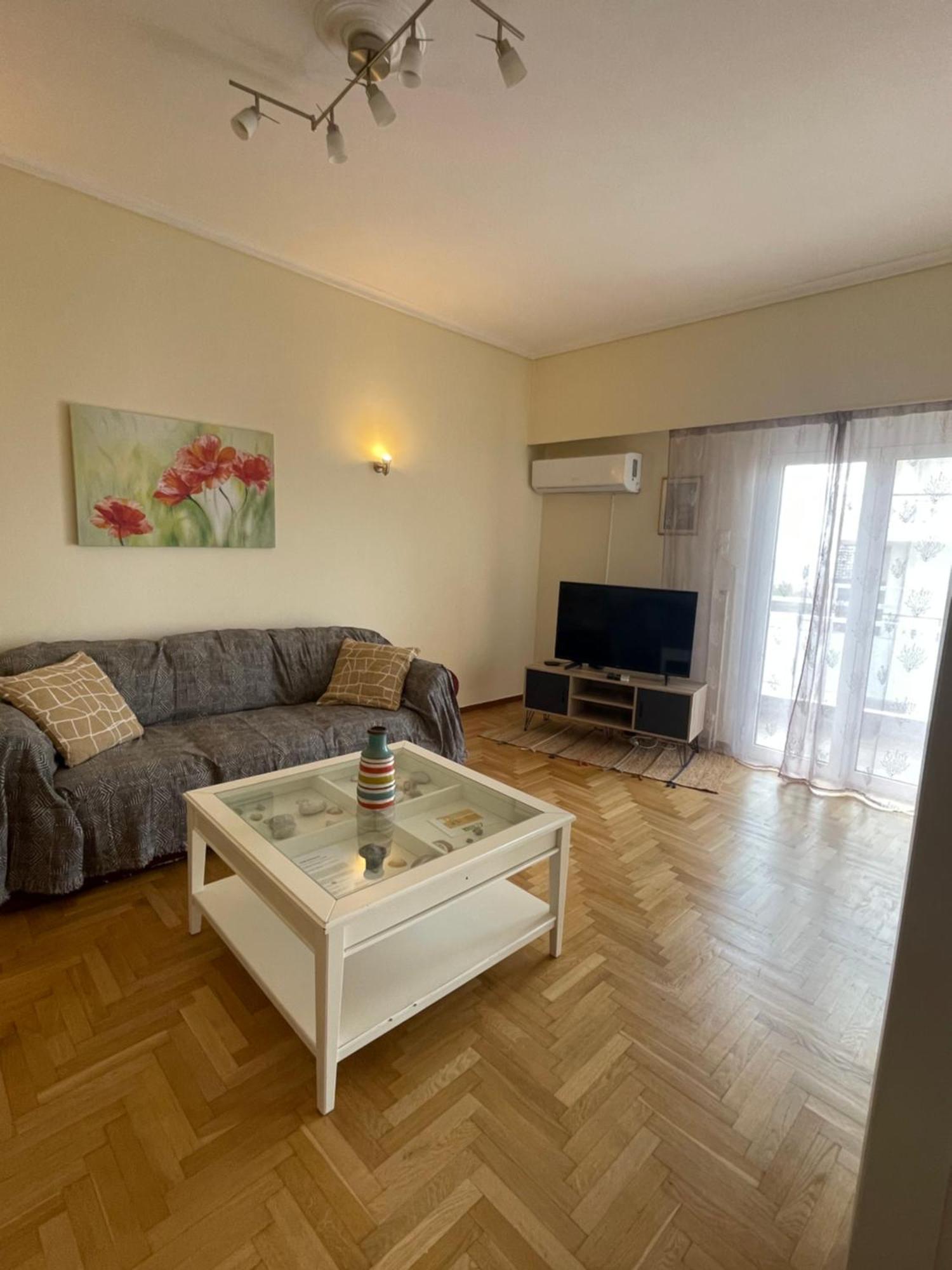 Cozy Apartment Near Metro-Athens View Atenas Exterior foto